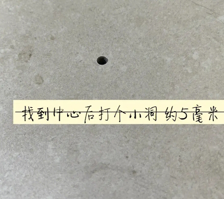 宿豫瓷砖空鼓维修公司专业解答在瓷砖铺贴过程中，如果砂料搅拌不均匀，将会带来以下问题